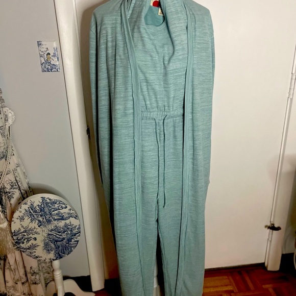 NWOT FREE PEOPLE Bi Coastal set size medium color: Garden Jem . - Picture 9 of 13